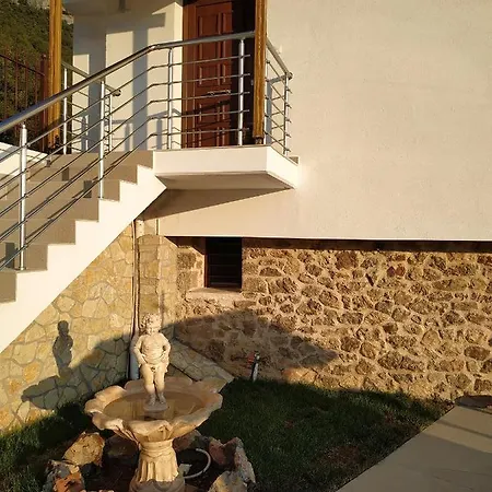 Villa Lilaia's View *